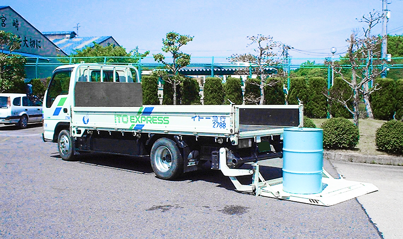 パワーゲート車